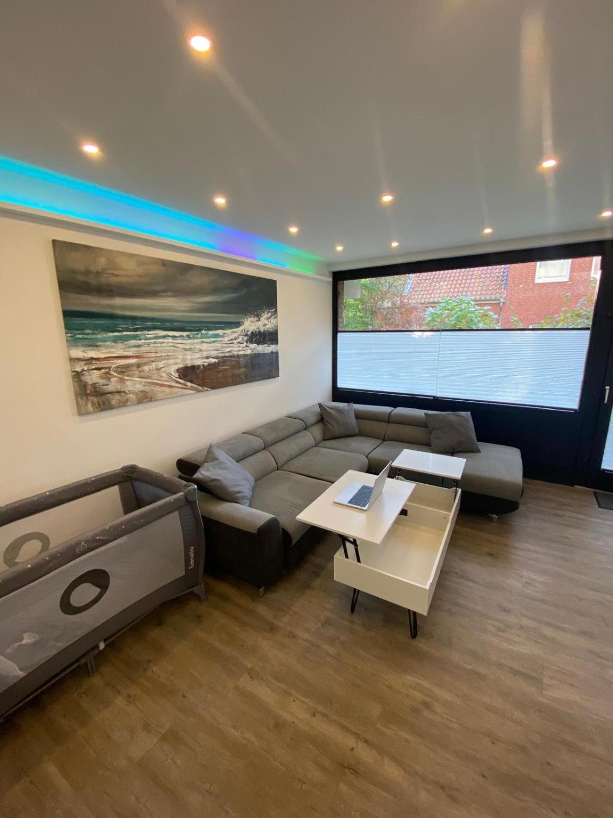 Moderne 2-Zimmer-Wohnung Mit Garten Hannover Bagian luar foto